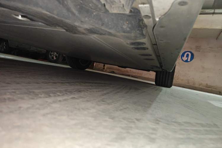 Used BMW iX1 2025 eDrive25L M Sport Package Chassis Front Left