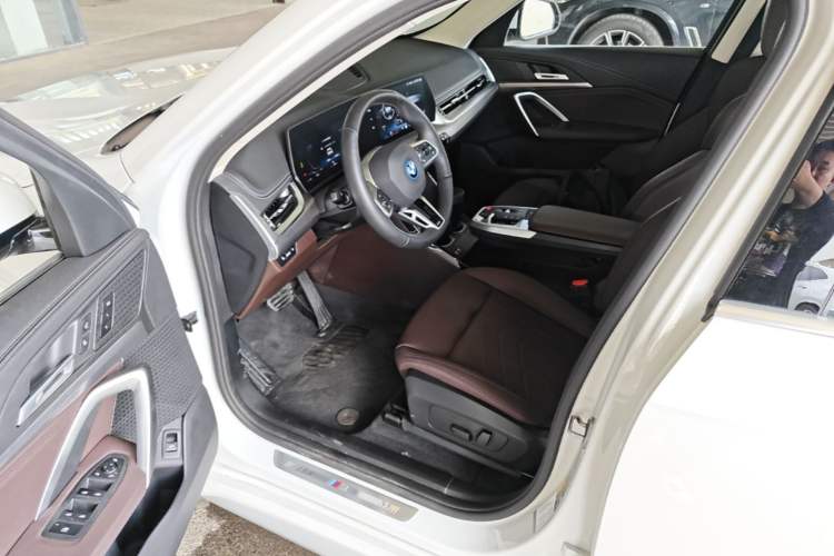 Used BMW iX1 2025 eDrive25L M Sport Package Driver Seat
