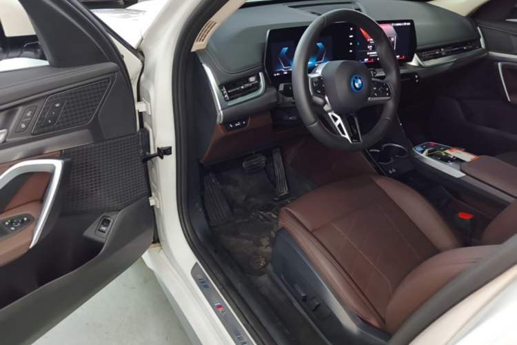 Used BMW iX1 2025 eDrive25L M Sport Package Driver Seat