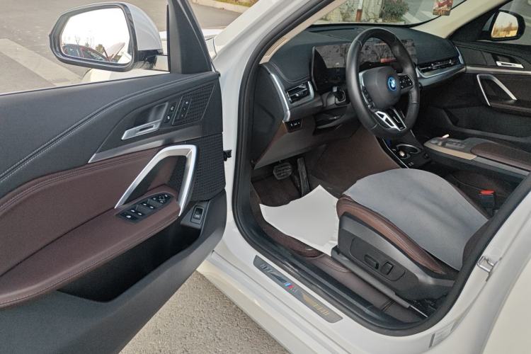 Used BMW iX1 2025 eDrive25L M Sport Package Driver Seat
