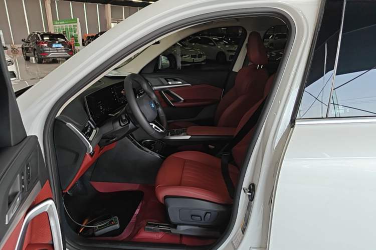 Used BMW iX1 2025 eDrive25L M Sport Package Driver Seat