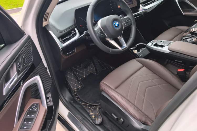 Used BMW iX1 2025 eDrive25L X Design Package Driver Seat