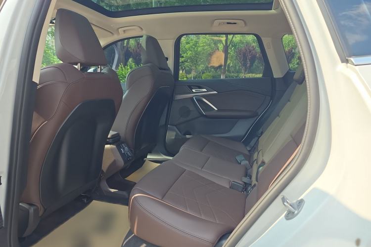 Used BMW iX1 2025 eDrive25L M Sport Package Driver Seat
