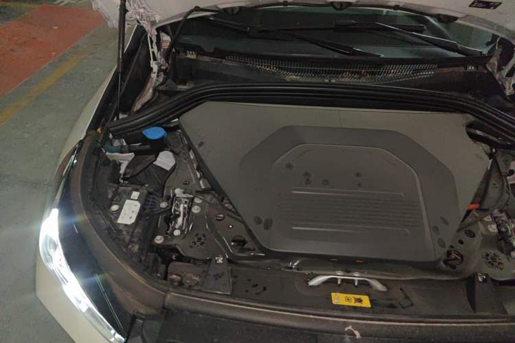 Used BMW iX1 2025 eDrive25L M Sport Package Engine Bay Right