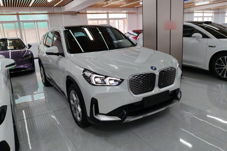 Used BMW iX1 2025 eDrive25L X Design Package Exterior 1