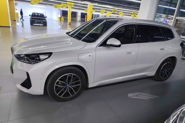Used BMW iX1 2025 eDrive25L M Sport Package Exterior 3