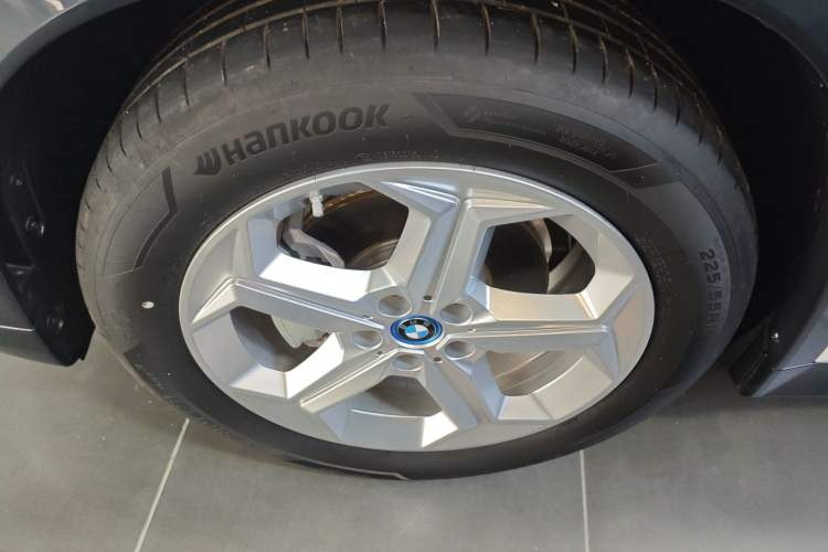 Used BMW iX1 2025 eDrive25L X Design Package Exterior 4