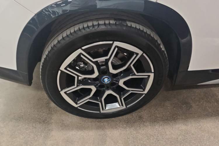 Used BMW iX1 2025 xDrive30L X Design Package Exterior 5