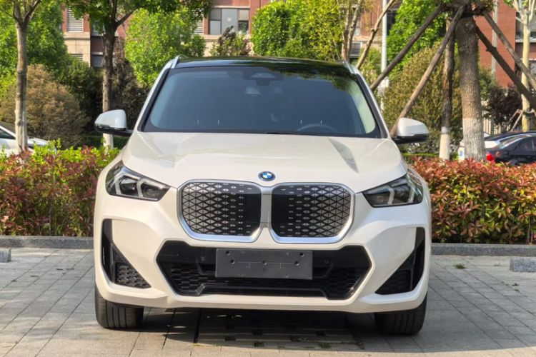 Used BMW iX1 2025 eDrive25L M Sport Package Exterior 8