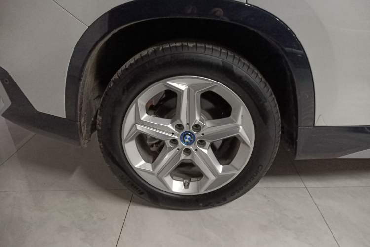 Used BMW iX1 2025 eDrive25L X Design Package Exterior 8