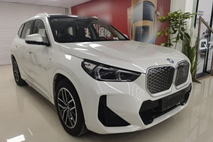 Used BMW iX1 2025 eDrive25L M Sport Package Front Right 45 Deg