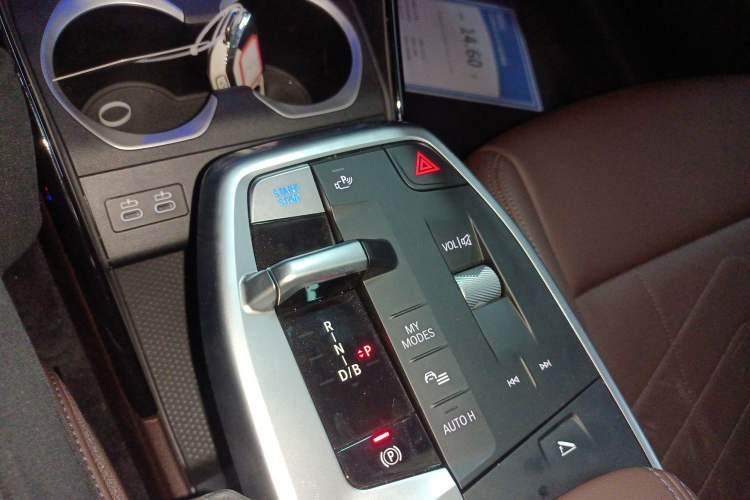 Used BMW iX1 2025 eDrive25L M Sport Package Gear Lever