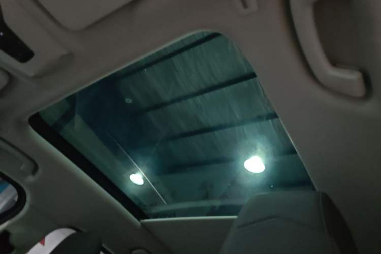 Used BMW iX1 2025 eDrive25L X Design Package Headliner