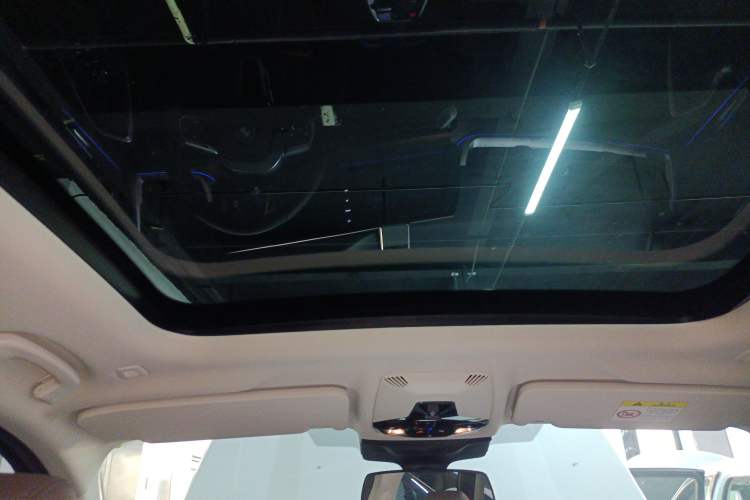 Used BMW iX1 2025 eDrive25L M Sport Package Headliner