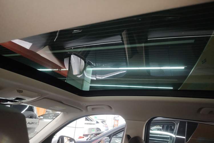 Used BMW iX1 2025 eDrive25L M Sport Package Headliner