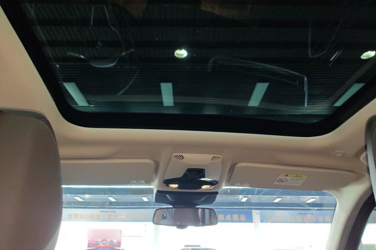 Used BMW iX1 2025 eDrive25L X Design Package Headliner