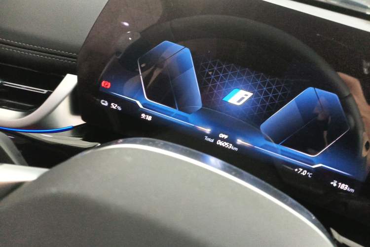 Used BMW iX1 2025 eDrive25L X Design Package Instrument Cluster