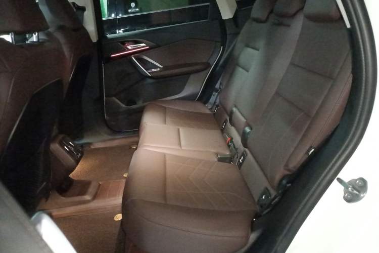 Used BMW iX1 2025 eDrive25L X Design Package Interior 4