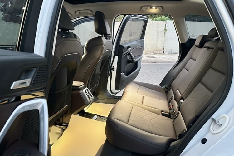 Used BMW iX1 2025 eDrive25L M Sport Package Interior 7