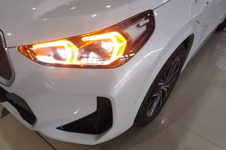 Used BMW iX1 2025 eDrive25L M Sport Package Left Front Headlight