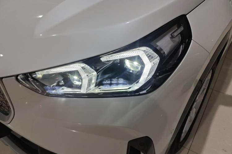 Used BMW iX1 2025 eDrive25L X Design Package Left Front Headlight
