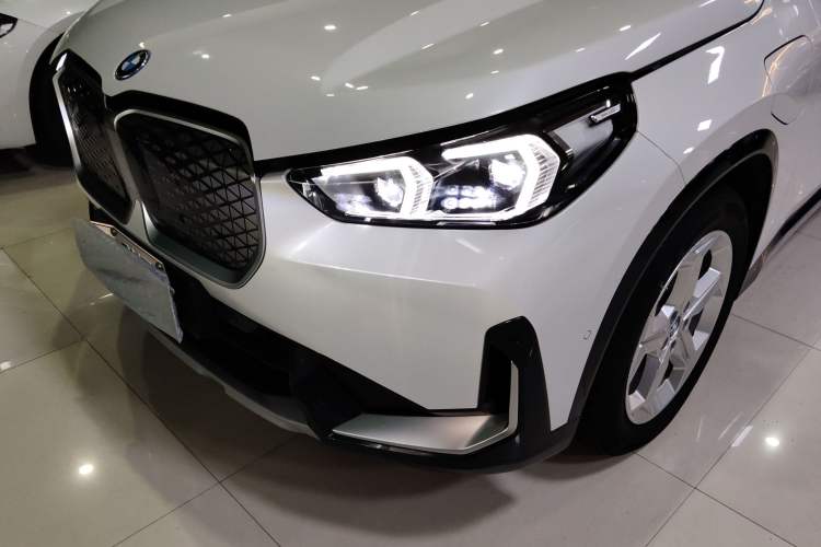 Used BMW iX1 2025 eDrive25L M Sport Package Left Front Headlight