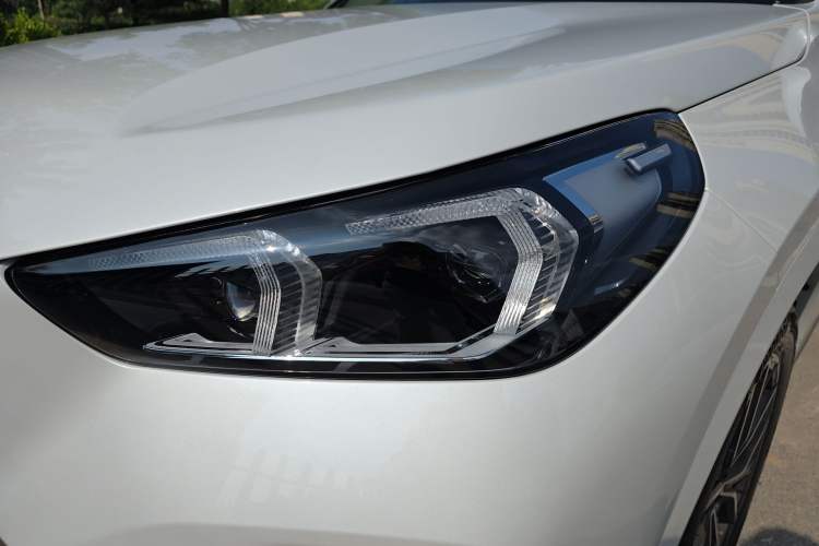 Used BMW iX1 2025 eDrive25L M Sport Package Left Front Headlight