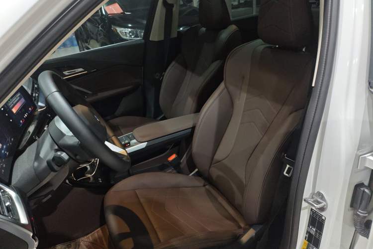 Used BMW iX1 2025 eDrive25L X Design Package Left Front Seat