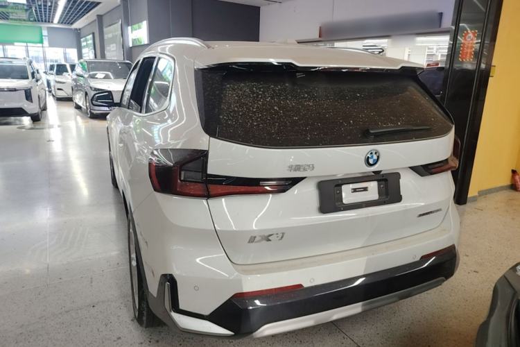 Used BMW iX1 2025 eDrive25L X Design Package Rear Left 45 Deg