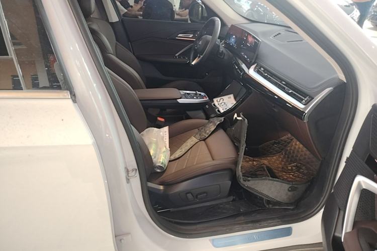 Used BMW iX1 2025 eDrive25L X Design Package Right Front Seat