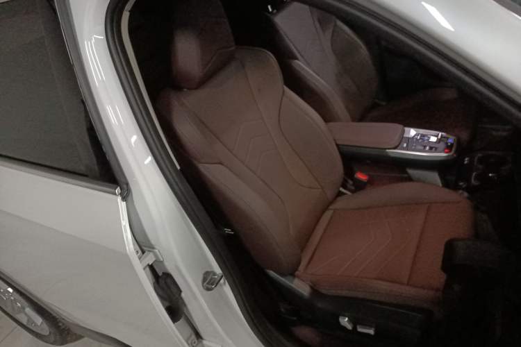 Used BMW iX1 2025 eDrive25L X Design Package Right Front Seat