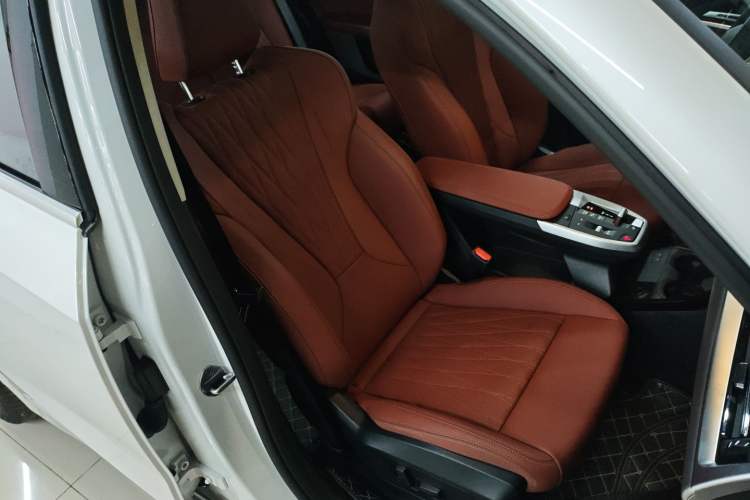 Used BMW iX1 2025 eDrive25L M Sport Package Right Front Seat