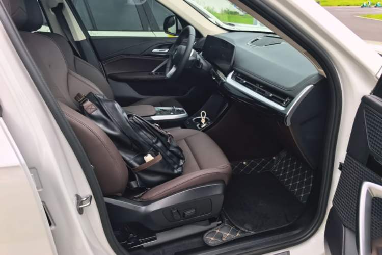 Used BMW iX1 2025 eDrive25L X Design Package Right Front Seat