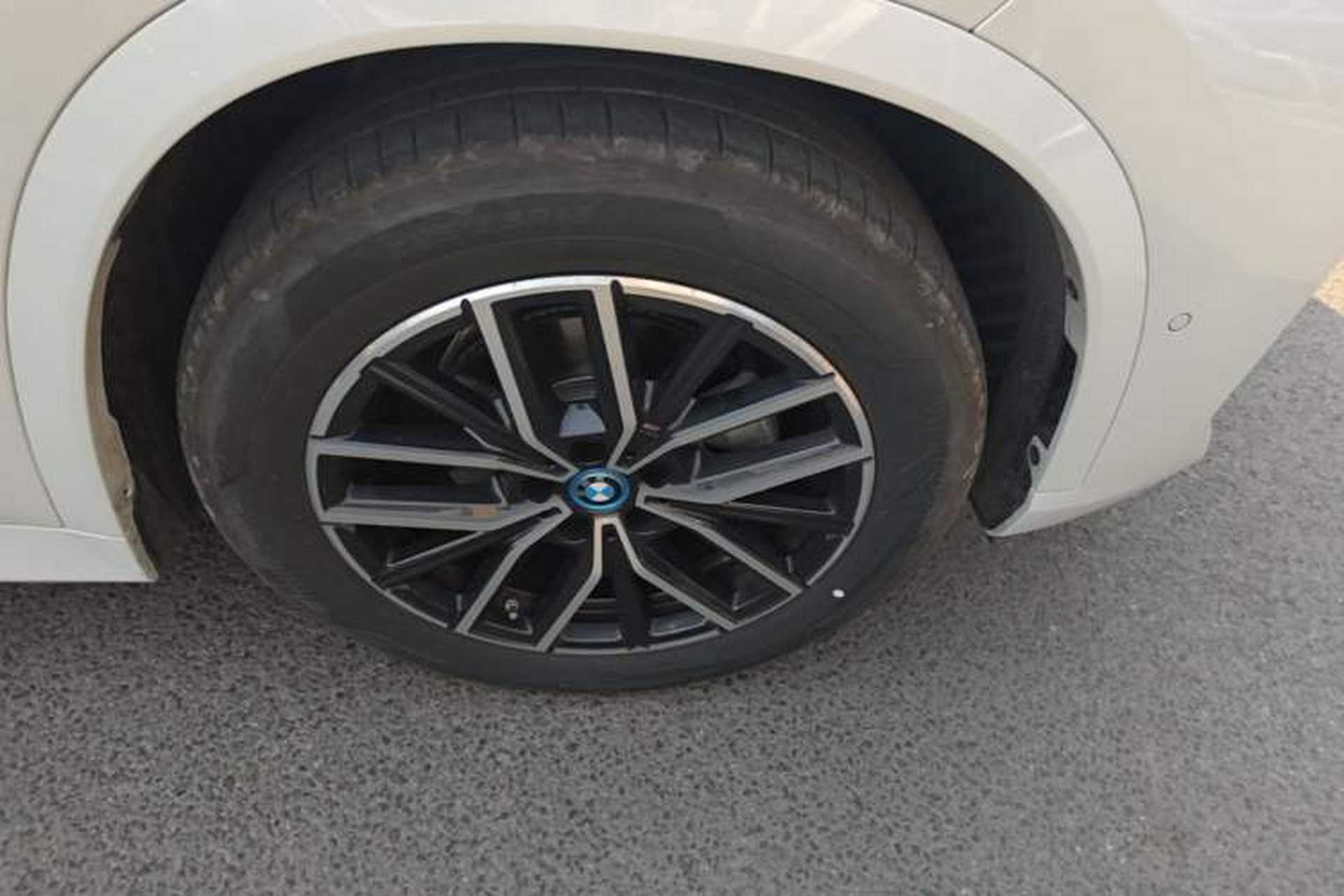 Used BMW iX1 2025 eDrive25L M Sport Package Right Front Wheel Hub