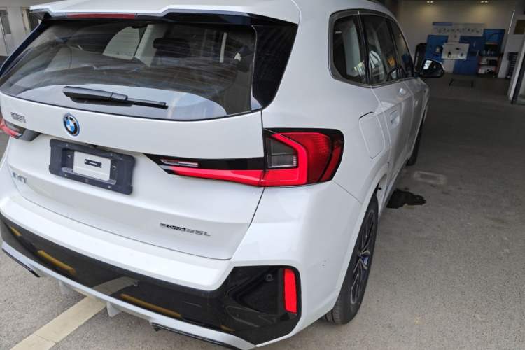 Used BMW iX1 2025 eDrive25L M Sport Package Right Rear Taillight