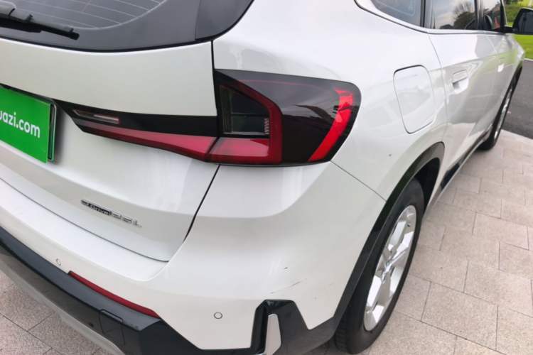 Used BMW iX1 2025 eDrive25L X Design Package Right Rear Taillight