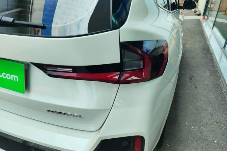 Used BMW iX1 2025 eDrive25L M Sport Package Right Rear Taillight