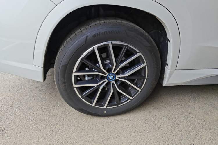 Used BMW iX1 2025 eDrive25L M Sport Package Right Rear Wheel Hub