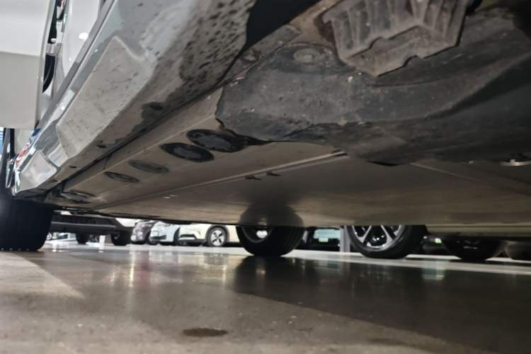 Used BMW iX1 2025 eDrive25L X Design Package Right Side Sill