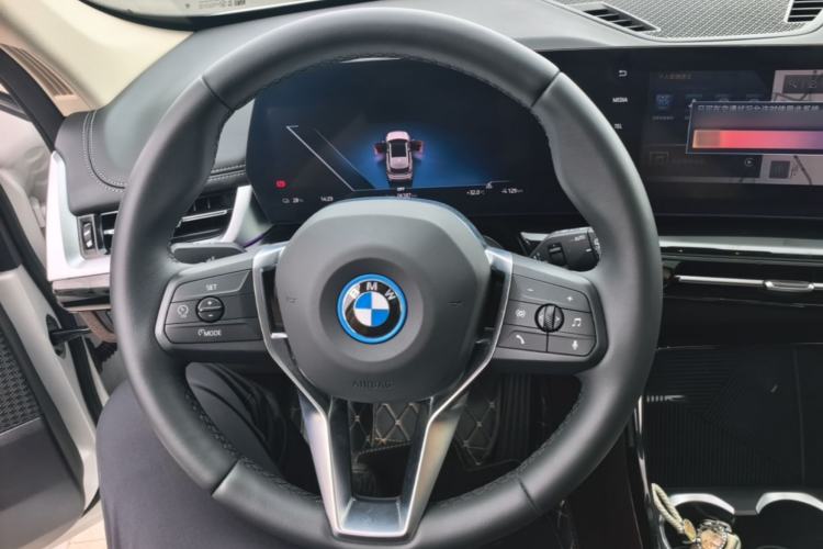Used BMW iX1 2025 eDrive25L X Design Package Steering Wheel