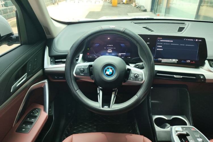 Used BMW iX1 2025 eDrive25L M Sport Package Steering Wheel