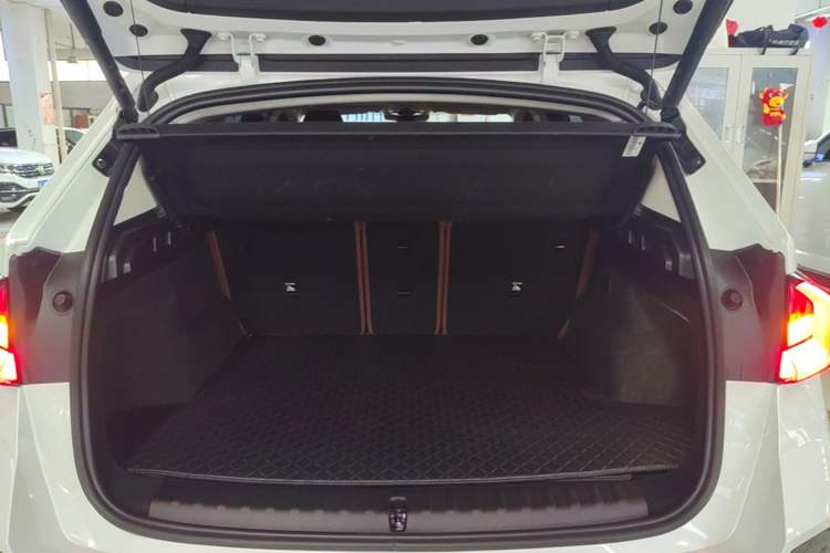 Used BMW iX1 2025 eDrive25L M Sport Package Trunk