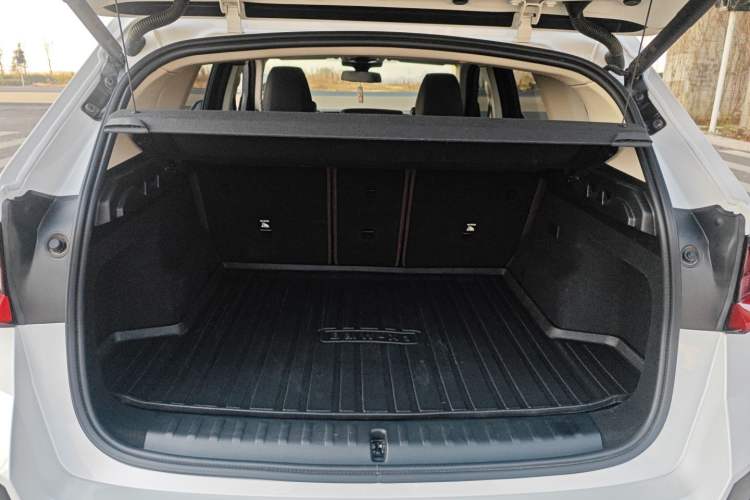 Used BMW iX1 2025 eDrive25L M Sport Package Trunk