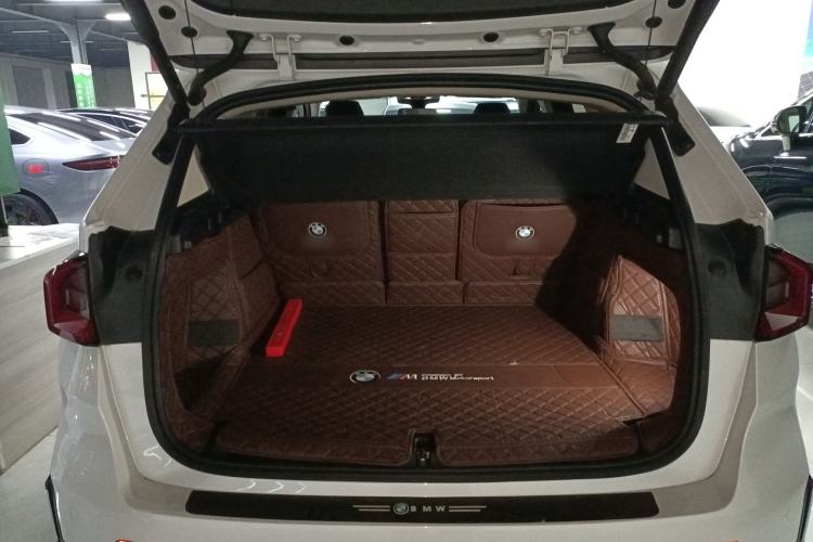 Used BMW iX1 2025 eDrive25L X Design Package Trunk