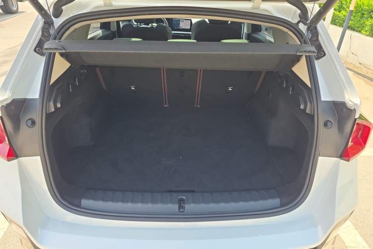 Used BMW iX1 2025 eDrive25L M Sport Package Trunk