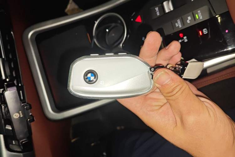 Used BMW iX1 2025 eDrive25L M Sport Package Vehicle Key