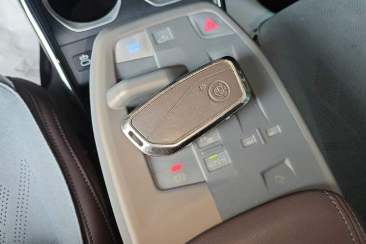 Used BMW iX1 2025 eDrive25L M Sport Package Vehicle Key