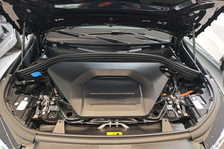 Used BMW iX1 2026 Model, eDrive25L X Design Package Engine Bay
