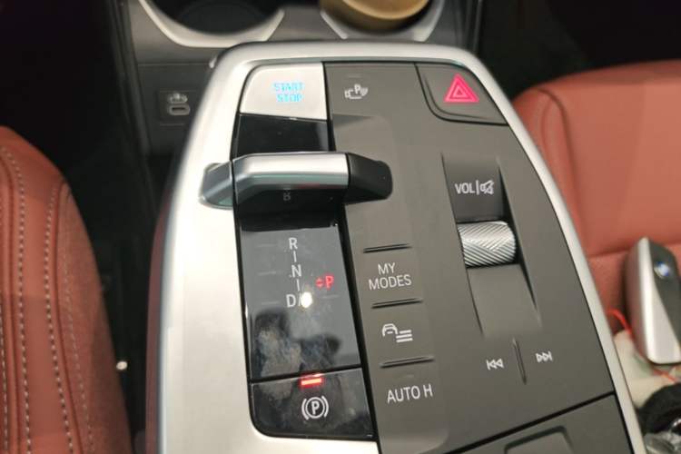 Used BMW iX1 2026 Model, eDrive25L X Design Package Gear Lever