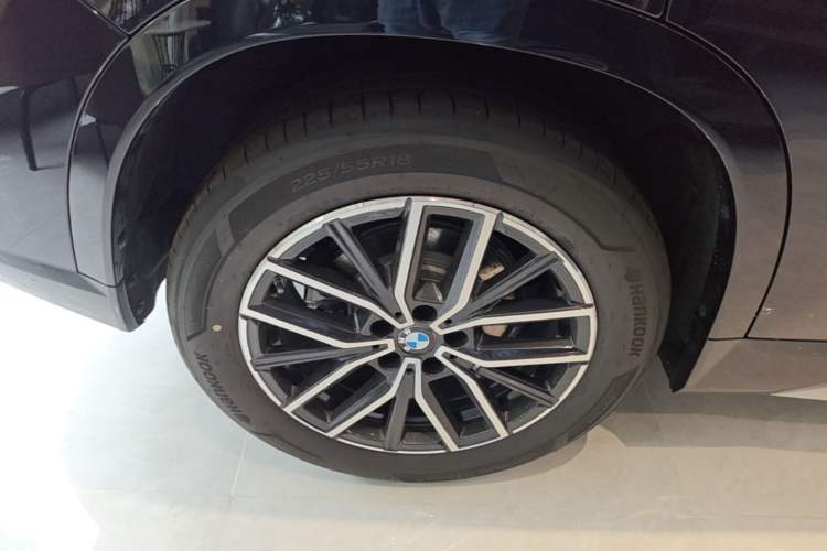 Used BMW iX1 2026 Model, eDrive25L X Design Package Right Rear Wheel Hub
